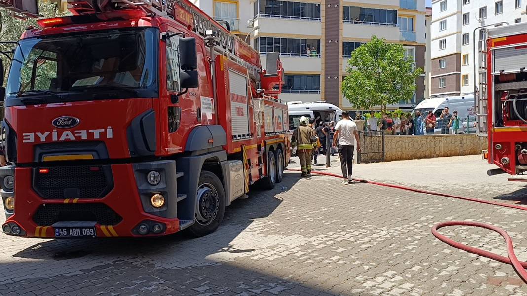 Kahreden olay! Yangında 3 engelli kardeş yaşamını yitirdi 2